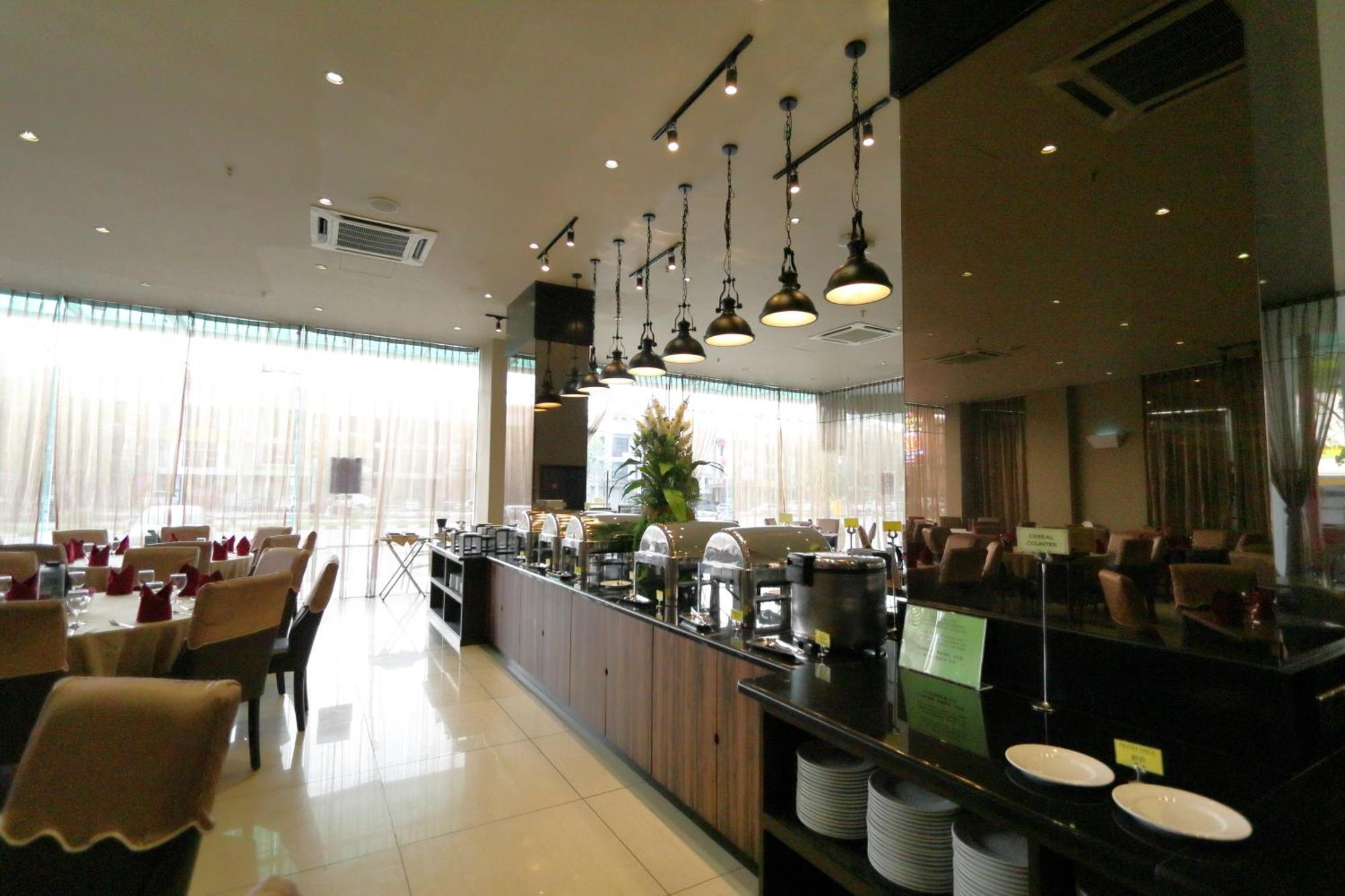 The Guest Hotel & Spa Port Dickson Extérieur photo