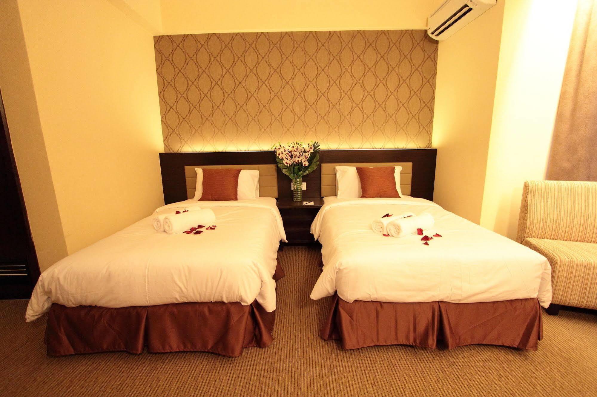 The Guest Hotel & Spa Port Dickson Extérieur photo