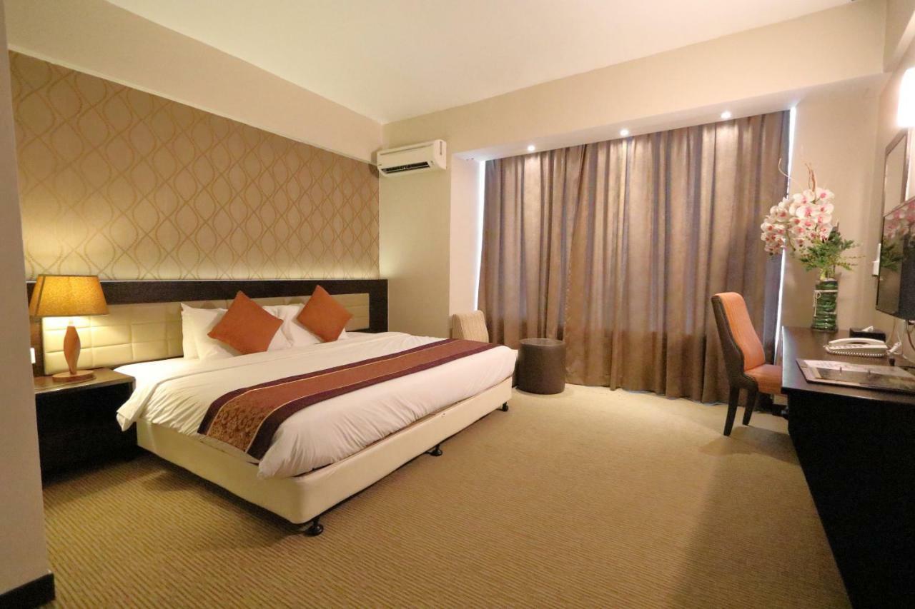 The Guest Hotel & Spa Port Dickson Extérieur photo
