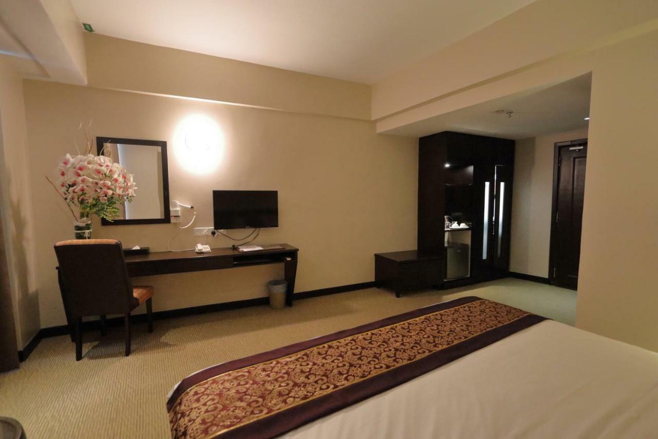 The Guest Hotel & Spa Port Dickson Extérieur photo
