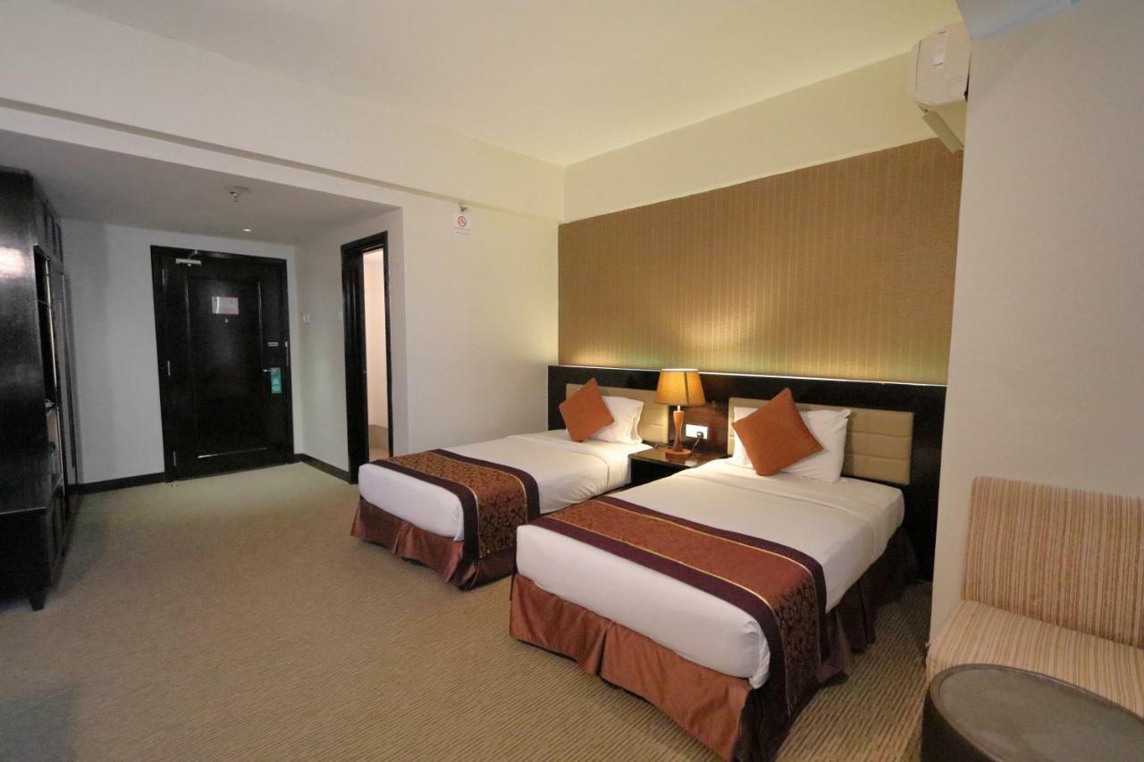 The Guest Hotel & Spa Port Dickson Extérieur photo