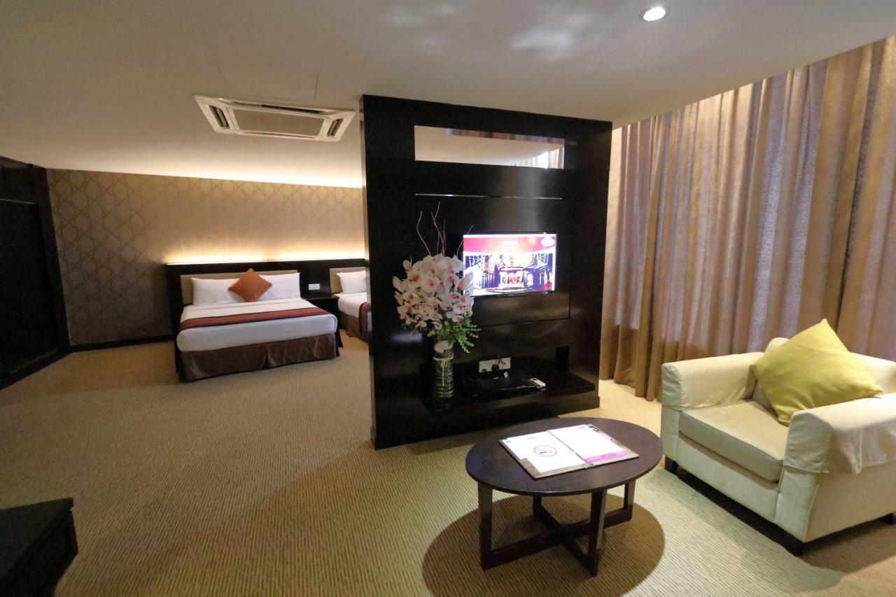 The Guest Hotel & Spa Port Dickson Extérieur photo