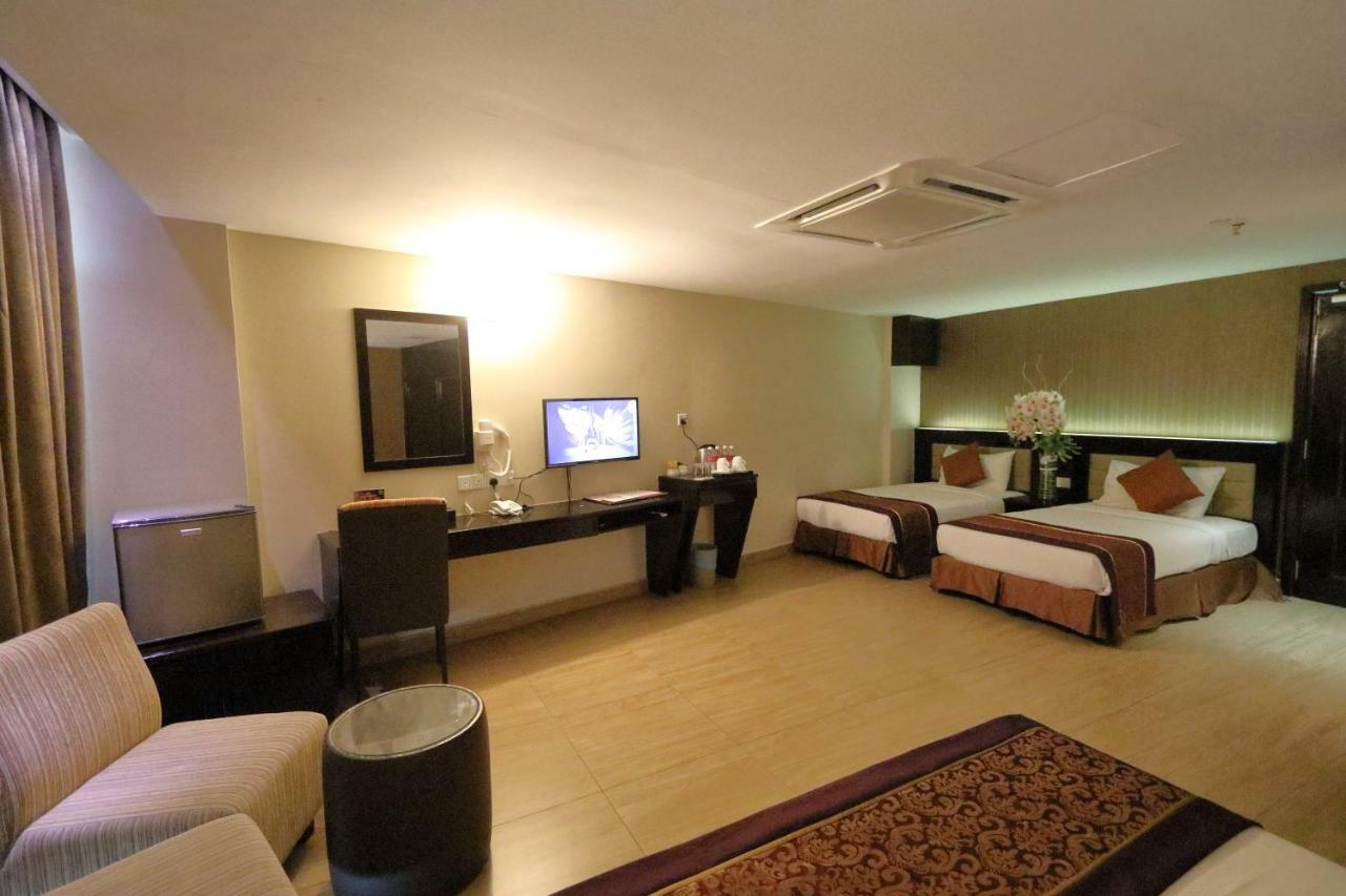 The Guest Hotel & Spa Port Dickson Extérieur photo
